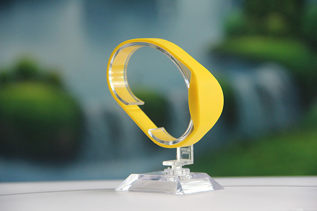 硅膠腕帶RFID電子標簽用于數據 硅膠腕帶RFID電子標簽用于數據