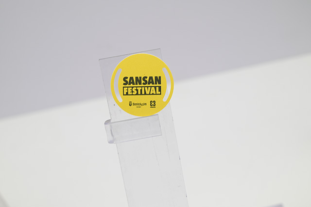 芯片卡的應(yīng)用可劃分為四個過程：制作、發(fā)行、使用、回收