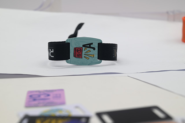 驚!這才是和信達智能腕帶制作廠家 驚!這才是和信達智能腕帶制作廠家